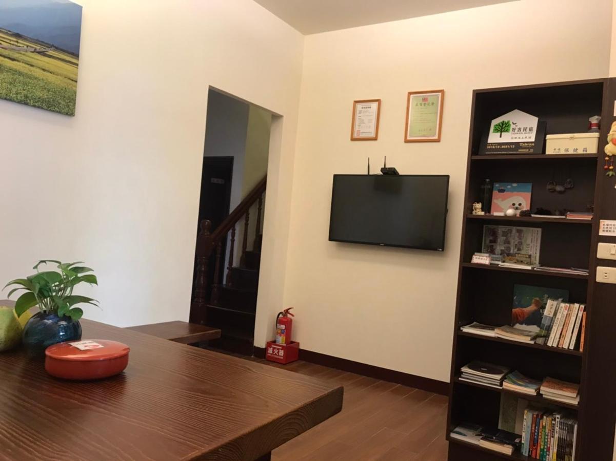Flower Homestay Chishang Extérieur photo
